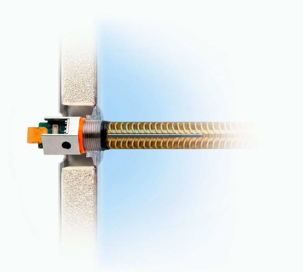 Bitwater screwed into the 1-inch NPSM port of an electric water heater