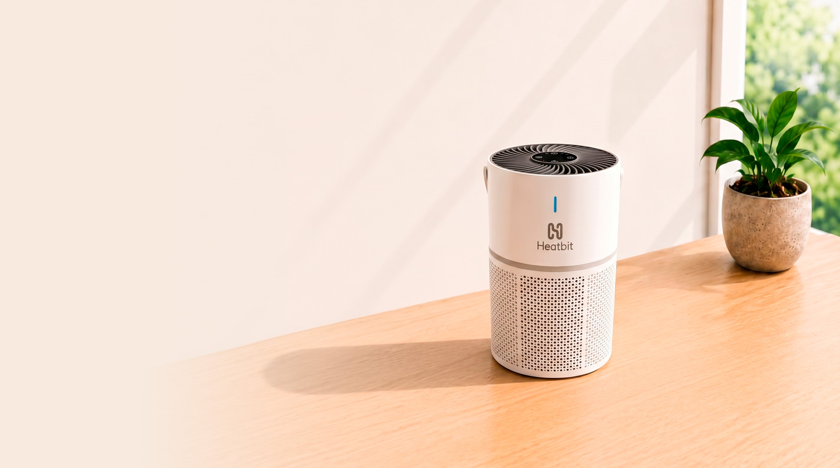 bitAir on a desk